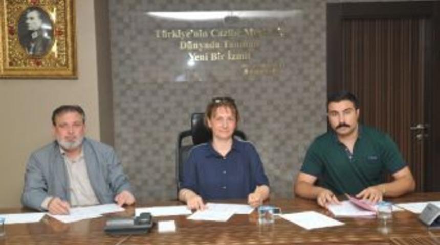 İzmit Belediyesi&rsquo;nde Kiralama İhalesi Yapıldı