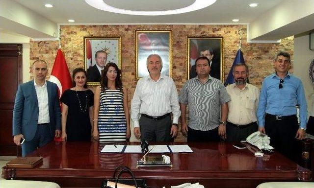 K&uuml;tahya&rsquo;ya Sıtkı Ol&ccedil;ar &Ccedil;ini M&uuml;zesi 1