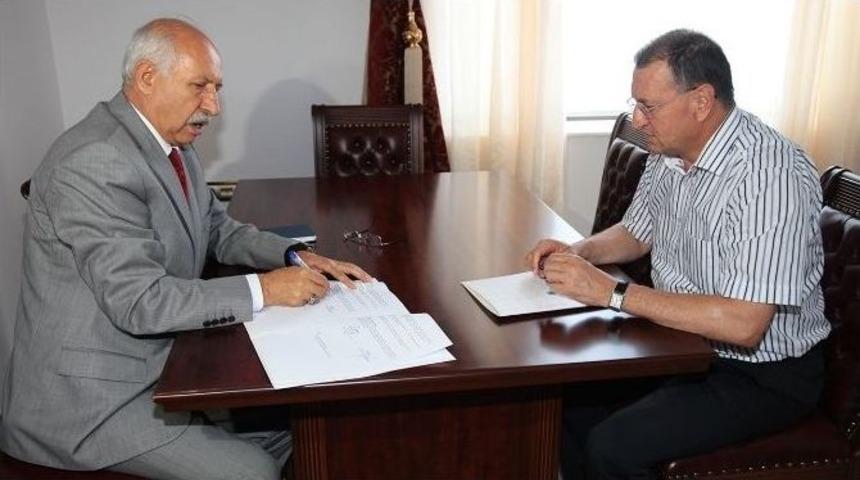 Hatay B&uuml;y&uuml;kşehir Belediyesi İş-kur İle Protokol İmzaladı