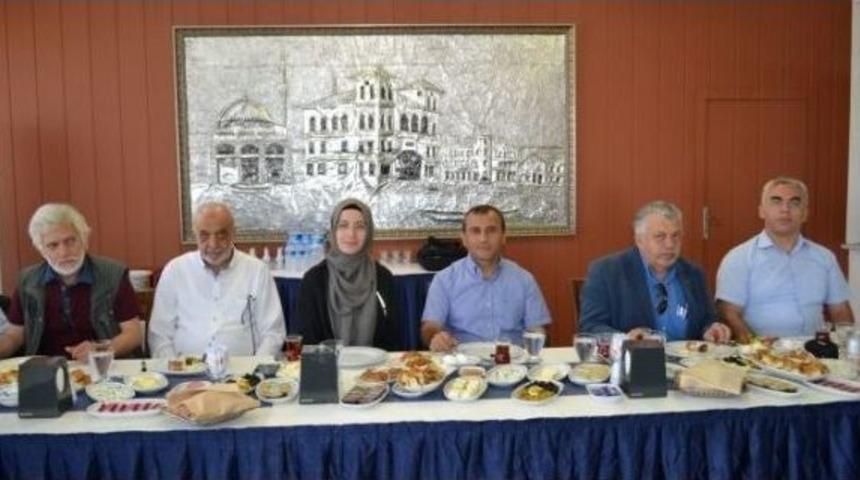 Bandırma&rsquo;ya 6 Bin 200 Kişilik &Uuml;niversite Camisi