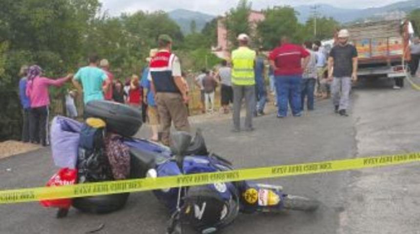 Motosiklet S&uuml;r&uuml;c&uuml;s&uuml; Kazadan Kılpayı Kurtulmuş