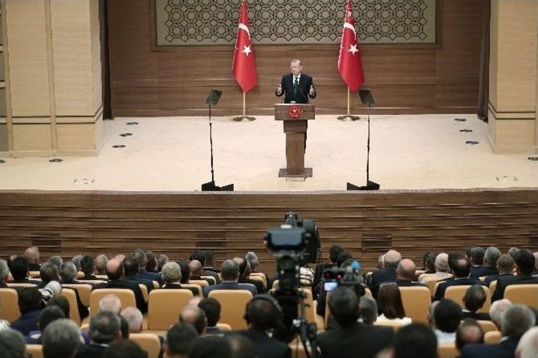 Cumhurbaşkanı Erdoğan, Muhtarlarla Buluştu