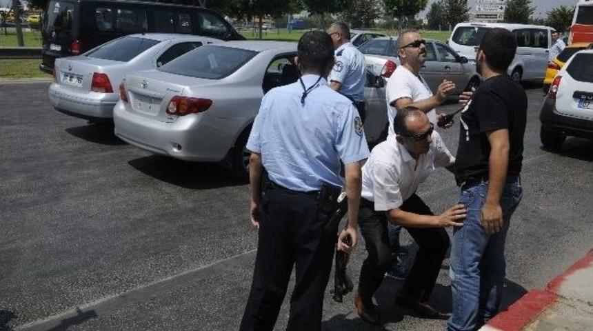 Plakasız Ara&ccedil; İhbarı Polisi Alarma Ge&ccedil;irdi