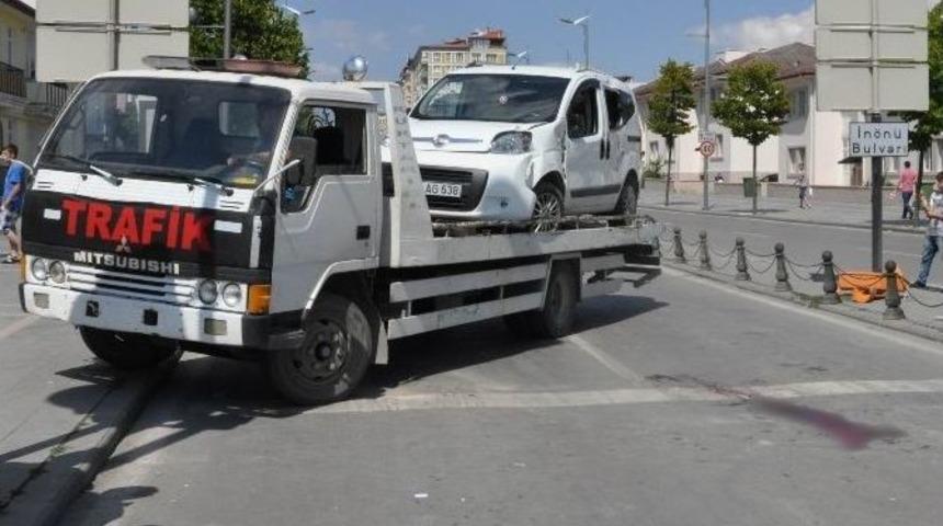 Sivas&rsquo;ta Trafik Kazası: 1 &Ouml;l&uuml;, 1 Yaralı