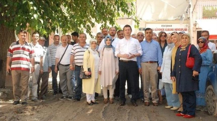 Ak Parti&rsquo;den Bitirilemeyen Sokak &Ccedil;alışmasına Tepki