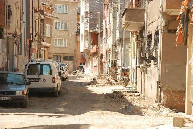 Ak Parti&rsquo;den Bitirilemeyen Sokak &Ccedil;alışmasına Tepki 2