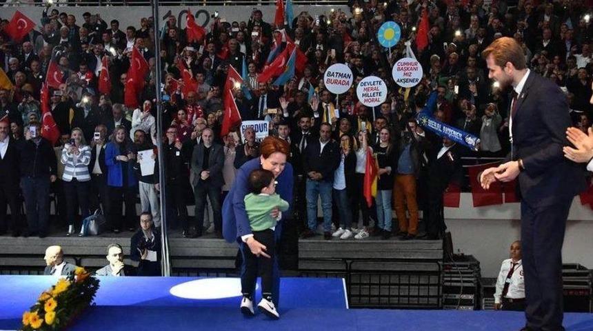 Meral Akşener'i ikna eden sözler: Torununu Pars'a 'bırakıp kaçtı' derler