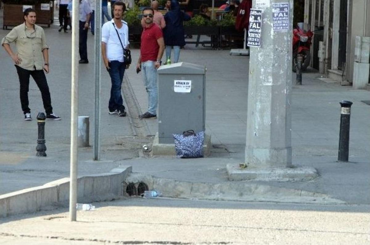 Taksim&rsquo;de Ş&uuml;pheli &Ccedil;anta Alarmı