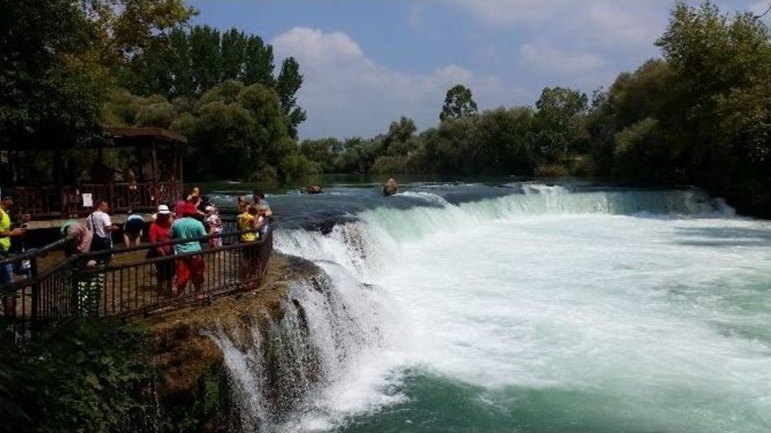 Manavgat Şelalesi&rsquo;nde Tahliyeye Yargı &lsquo;dur&rsquo; Dedi