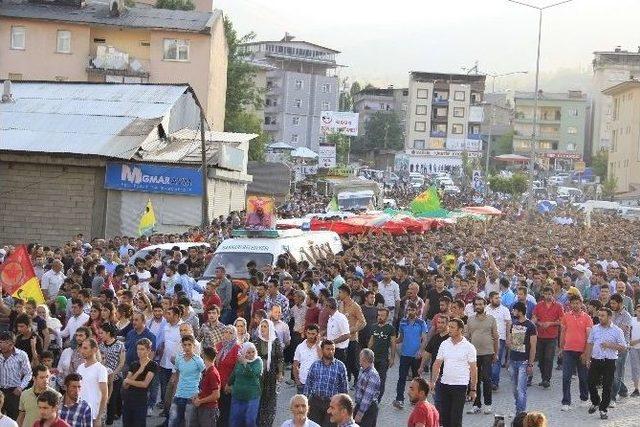 Hakkari’de Cenaze Yürüyüşünde Olaylar Çıktı