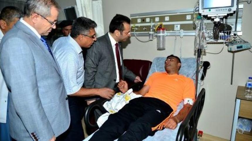 Diyarbakır'da Karakoluna Roketatarlı Saldırı: 4 Yaralı (4)