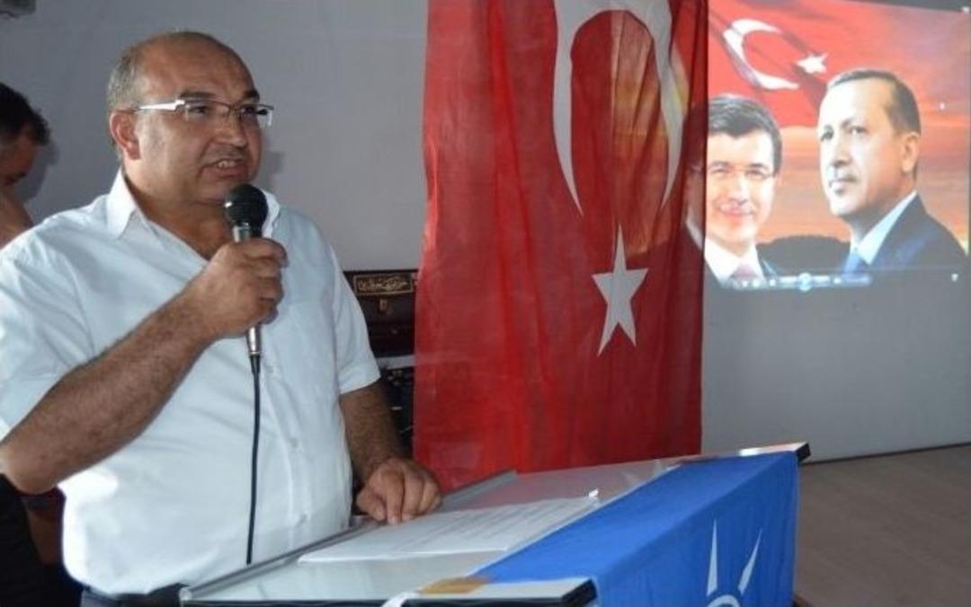 Ak Parti&rsquo;de İl&ccedil;e Danışma Meclis Toplantısına Yoğun Katılım