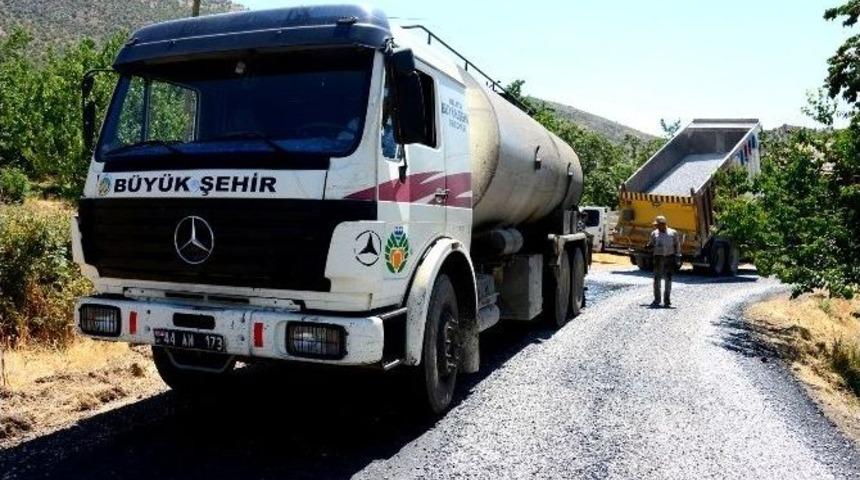 9 Mezranın Yolu Asfaltlandı