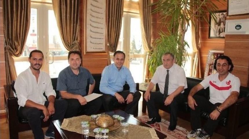 Oryantiring Federasyonu&rsquo;ndan Başkan Yılmaz&rsquo;a Teşekk&uuml;r