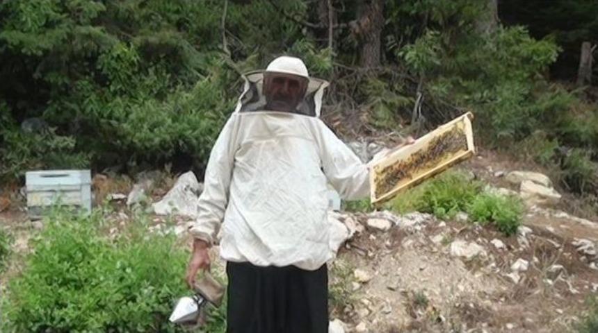 T&uuml;keticinin Ağız Tadı Bal, &Uuml;reticinin Y&uuml;z&uuml;n&uuml; G&uuml;ld&uuml;rd&uuml;