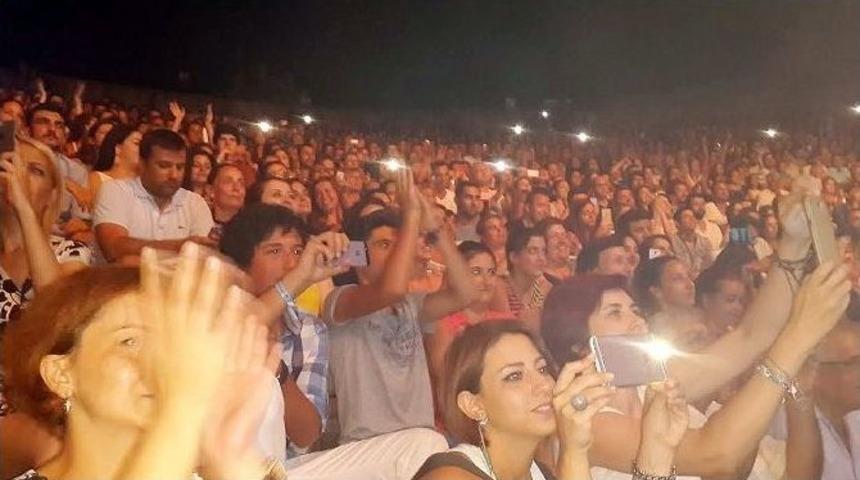 Sıla Edremit&rsquo;i Salladı