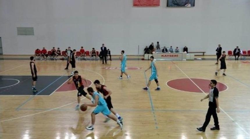 Basketbol Takımı Alt Yapısı İ&ccedil;in Yaz Okulundan 14 Sporcu Se&ccedil;ildi