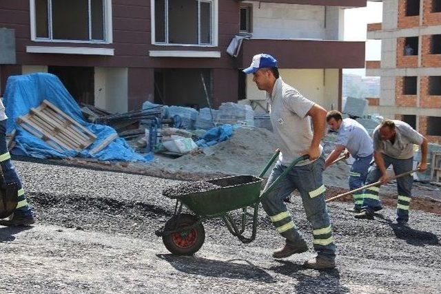 Kdz. Ereğli Belediyesi Mahalle Yollarını Asfaltlıyor