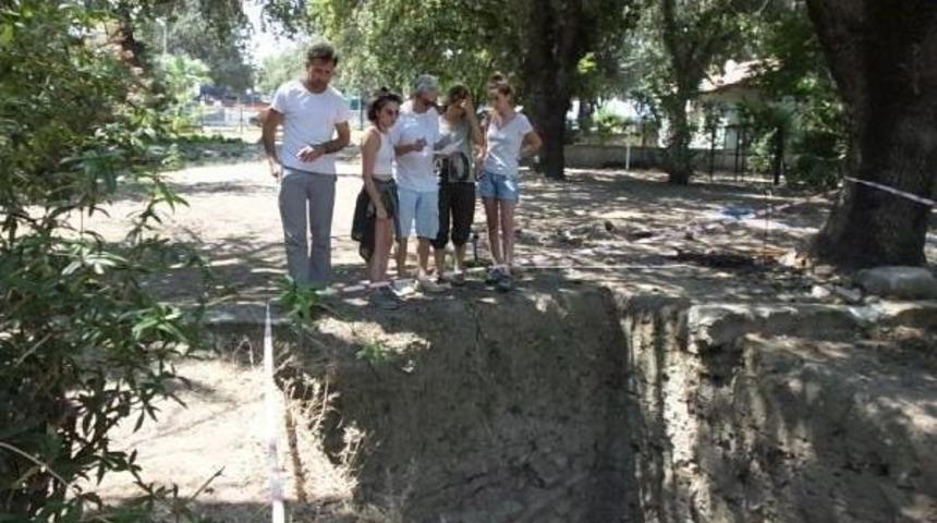 Fourth Season Excavations Begin In Adramytteion Site