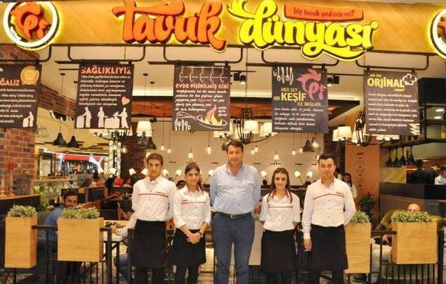 Tavuk Dünyası Prime Mall’da Gazianteplilerle Buluştu