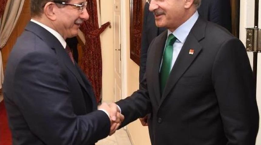 Davutoğlu Ile Kılı&ccedil;daroğlu, Ankara Palas'ta Bir Araya Geldi