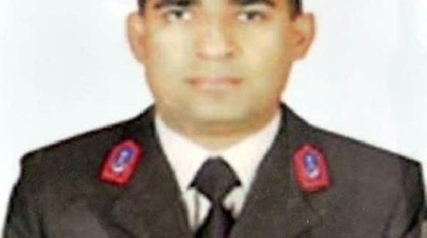 Diyarbakır&acute;da Şehit Edilen Uzman &Ccedil;avuş Memleketine Uğurlandı (2)