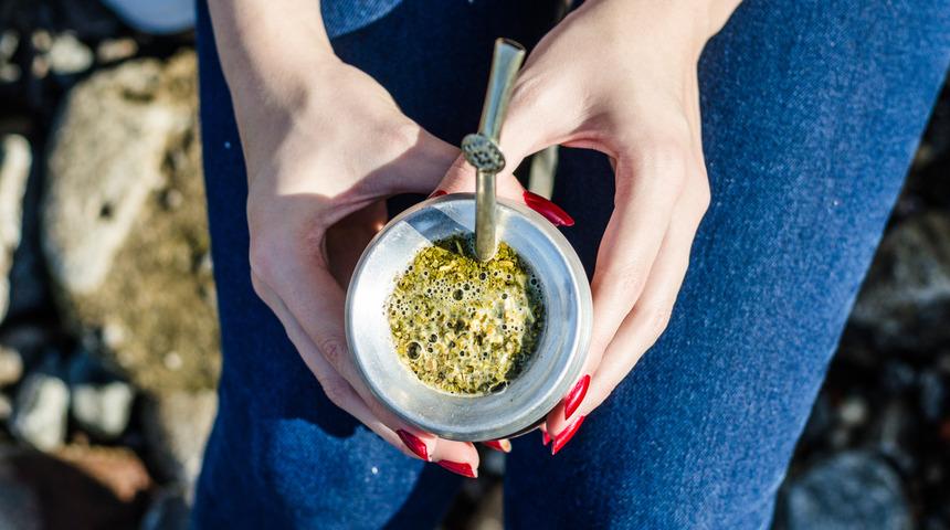 Hızlı ve kalıcı bir şekilde kilo vermek isteyenlerin tercih ettiği doğal çaylar