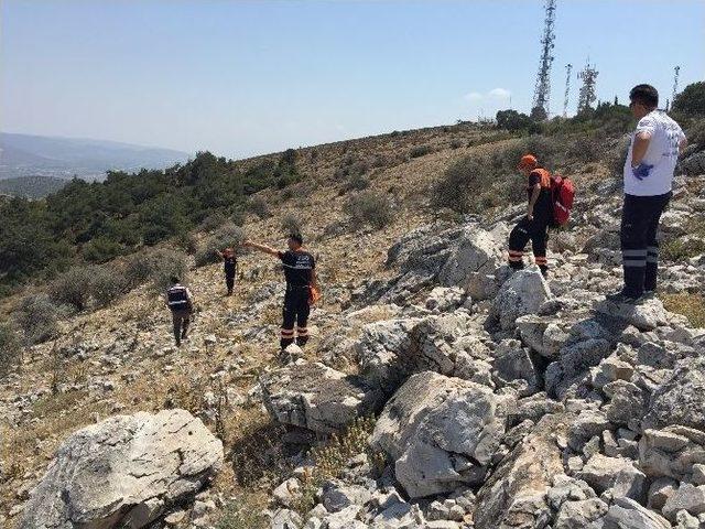 Paraşütçü Karahöyük Yamacına Düştü