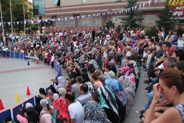 Bilgi Evi Yaz Kursları Finali Göz Doldurdu