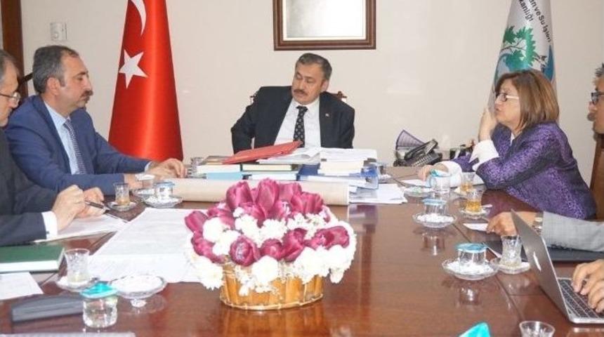 D&uuml;zbağ Barajı Ve Nizip &Ccedil;ayı Veysel Eroğlu&rsquo;nun G&uuml;ndeminde