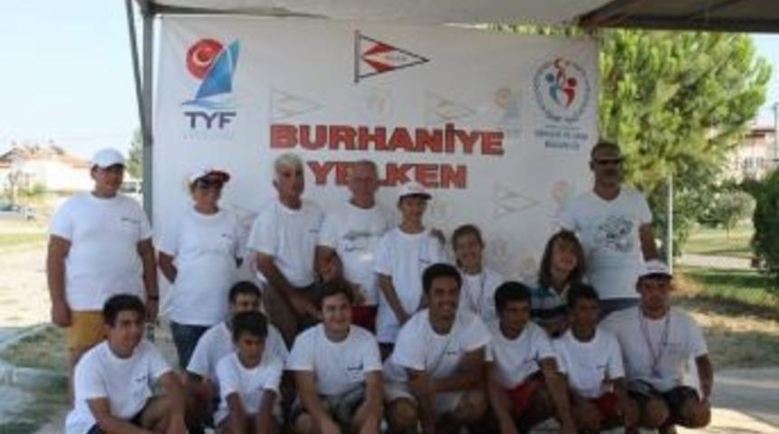 Burhaniye&rsquo;de Yelken Yarışları