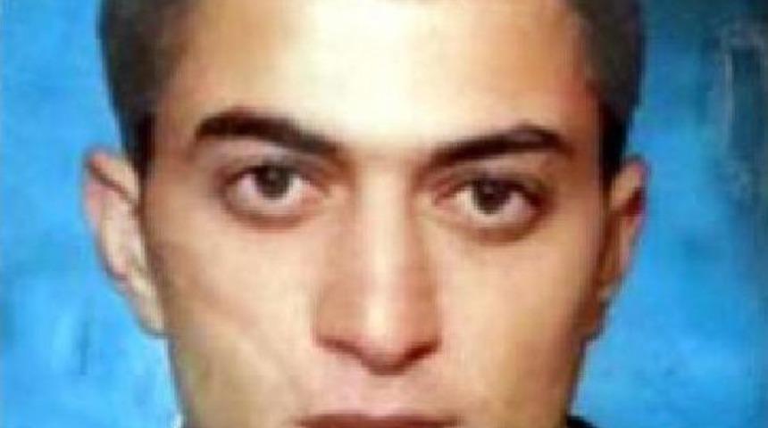 D&uuml;ğ&uuml;n Tarihi Verilmeyince Nişanlısı Ile Babasını &Ouml;ld&uuml;rd&uuml;