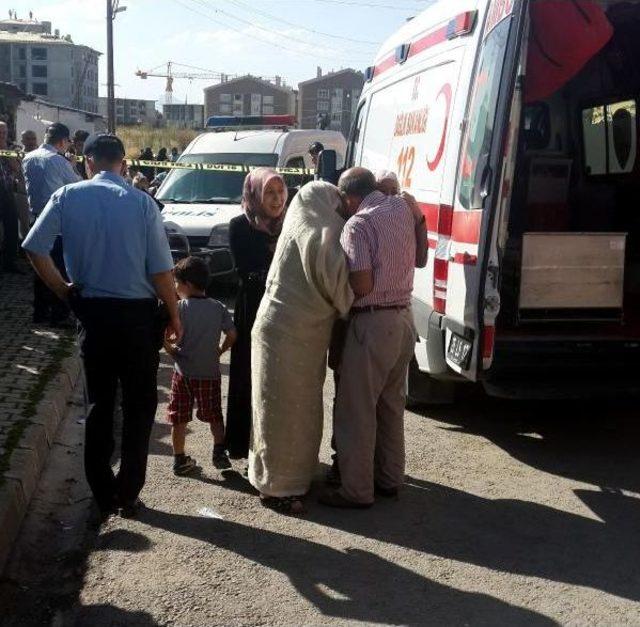 Düğün Tarihi Verilmeyince Nişanlısı Ile Babasını Öldürdü 3