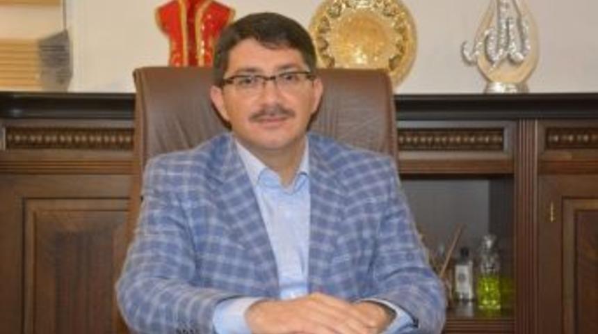 Başkan &Ccedil;elik, Ak Parti&rsquo;nin Kuruluş Yıld&ouml;n&uuml;m&uuml;n&uuml; Kutladı