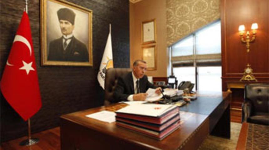 Erdoğan’ın masasının şifreleri