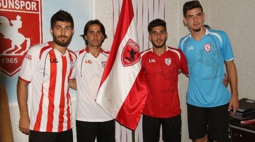 Samsunspor İ&ccedil; Transferde 4 Futbolcuyla S&ouml;zleşme İmzaladı
