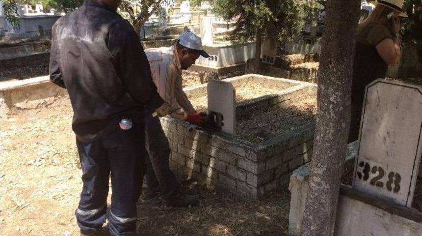 Efeler Belediyesi Mezarları Numaralandırıyor