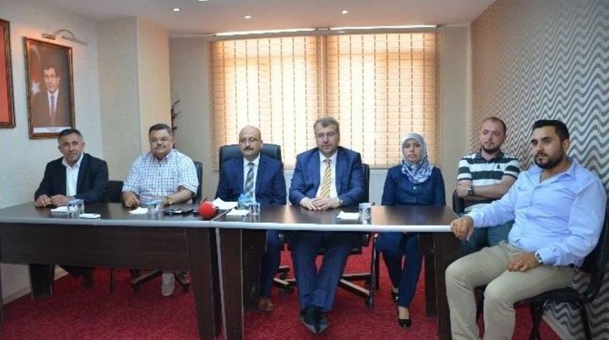 Ak Parti Bilecik İl Başkanlığı&rsquo;nda Yeni Hastane Ve G&uuml;ndeme A&ccedil;ıklaması