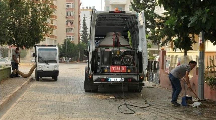 &Ccedil;ukurova&rsquo;da Yollara İla&ccedil;lı Suyla Temizlik