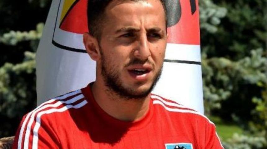 Kayserispor'a Imza Atan Zeki Yavru: "başarılı Olmak Istiyorum"