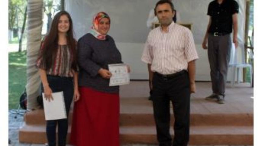 G&ouml;lyaka&rsquo;da Kadın &Ccedil;ift&ccedil;iler Belge Aldı