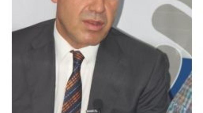 Başkan S&ouml;zl&uuml;&rsquo;den Protokol Sırası Tepkisi