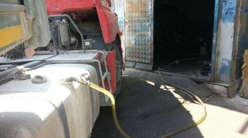 Denizli&rsquo;de Ka&ccedil;ak Akaryakıt Ele Ge&ccedil;irildi