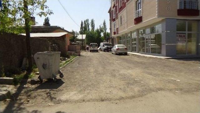 Yeni Mahalle Kazak Sokak Sakinleri Kış Gelmeden Yollarının Yapılmasını İstiyor