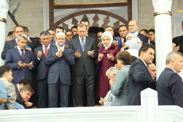 Cumhurbaşkanı Erdoğan Rize’de