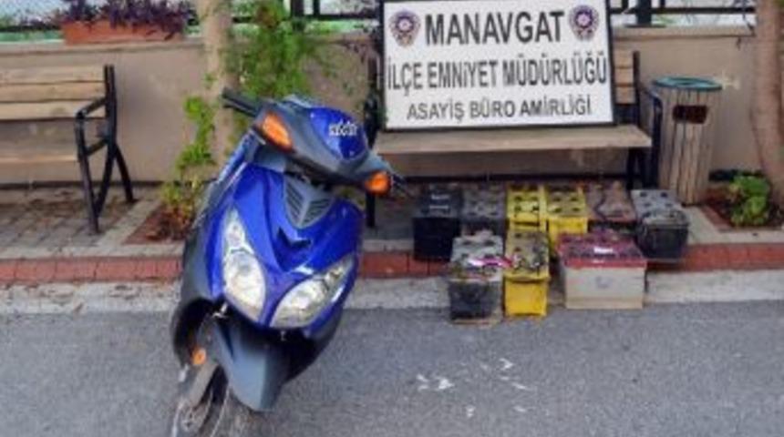 Antalya Polisinden Ak&uuml; Hırsızlığı Operasyonu