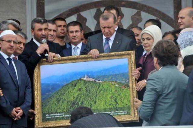 Cumhurbaşkanı Erdoğan Kıbledağı Camisinin Açılışını Yaptı