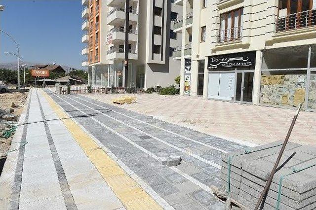 Fahri Kayahan&rsquo;da Cadde Ve Sokak D&uuml;zenleme &Ccedil;alışmaları 1