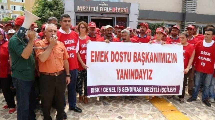 Taşeron İş&ccedil;ilerinden Başkan Tarhan&rsquo;a Destek