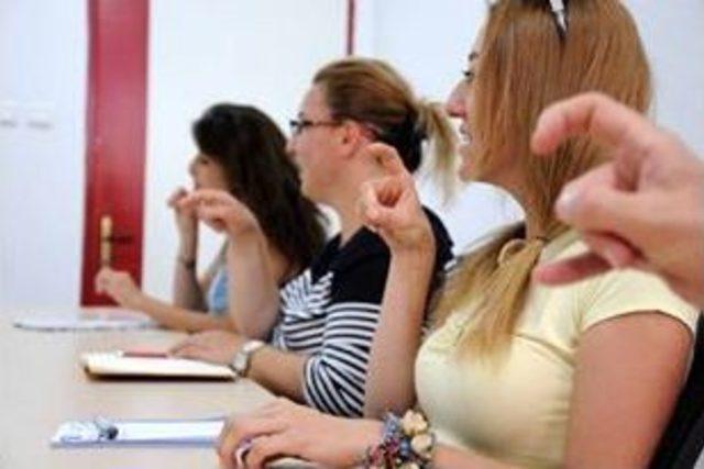 İşaret Dilini Sevenler, Dernek Kurdu 1